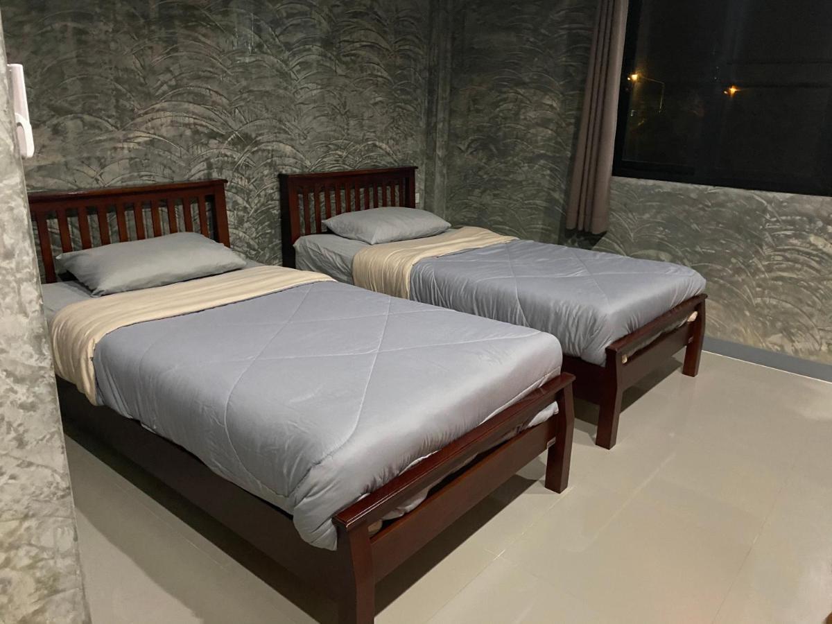 Yoji House And Cafe Hostel Ban Wiang Exterior photo
